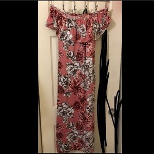 Off shoulders pink flowers dress (New)
